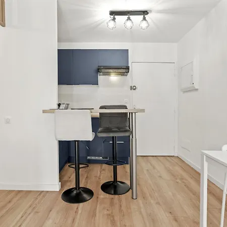Beau Studio Avec Terrasse St Maxime Apartamento *
